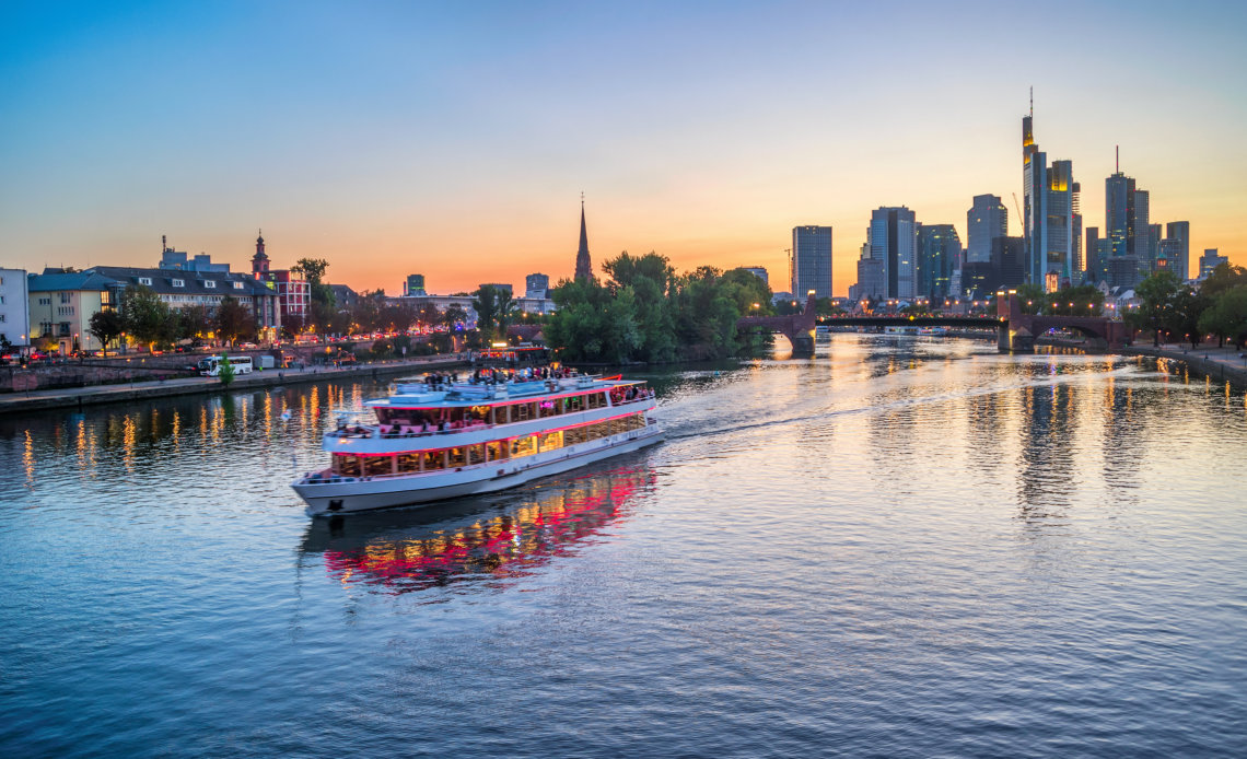 Explore Frankfurt by Day, Unwind with TV by Night via M Heute